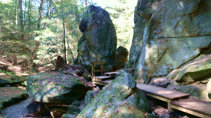 Airplane Rock Trail: Hocking State Forest in Ohio's Hocking Hills